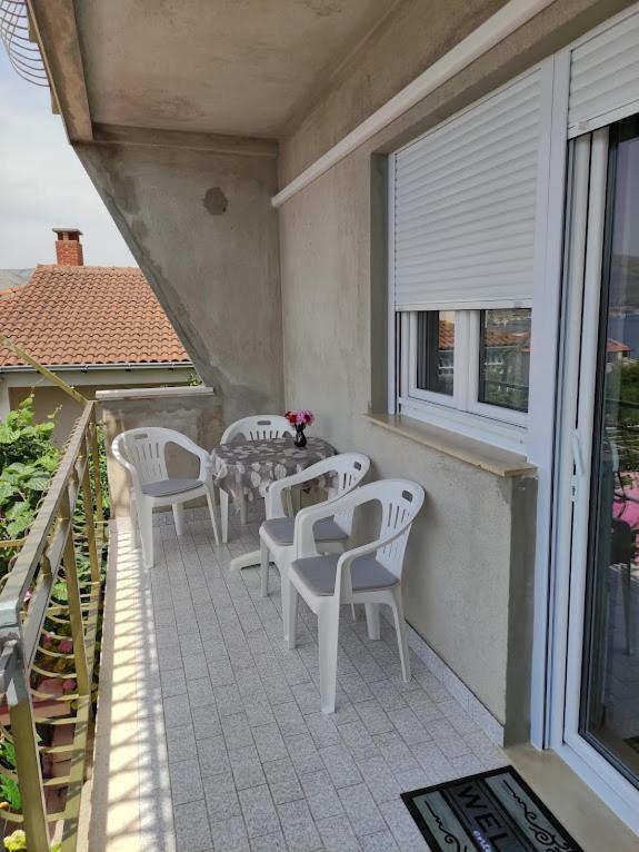 Apartmani Mila A1 & A2 & 3 Trogir Exteriér fotografie