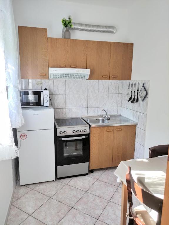 Apartmani Mila A1 & A2 & 3 Trogir Exteriér fotografie